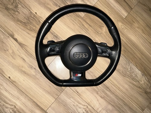 Audi line flat - audi,