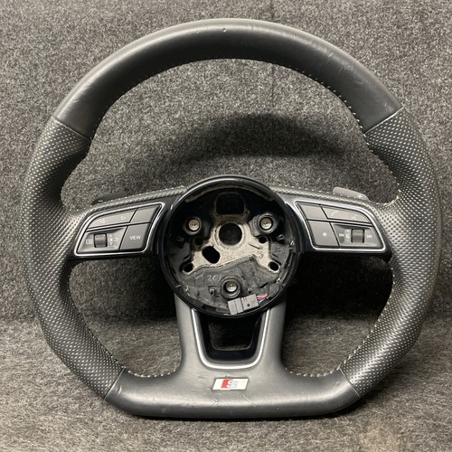 Audi steering wheel flat - steering,