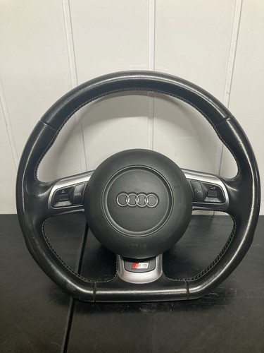 Audi black edition flat - 8p,