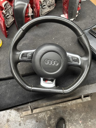 Audi line flat bottom - audi, s